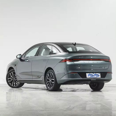 2024 Xpeng P5 pro 500km Limousina eléctrica de 4 puertas y 5 asientos xpeng Vehículo eléctrico
