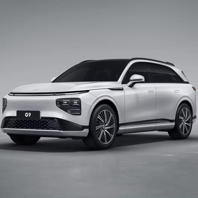 Carro eléctrico de alta velocidad Xpeng G9 5 puertas 5 asientos dirección izquierda SUV de gran espacio 650Km
