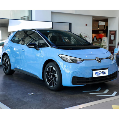 2023 Volkswagen ID3 coche pequeño eléctrico con 450 km de largo alcance y 1760 kg de peso en el borde