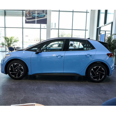 2023 Volkswagen ID3 coche pequeño eléctrico con 450 km de largo alcance y 1760 kg de peso en el borde