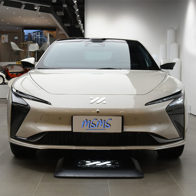 Zhiji IM L7 5 asientos coche eléctrico con un rango de 708Km batería de litio hierro fosfato hecho