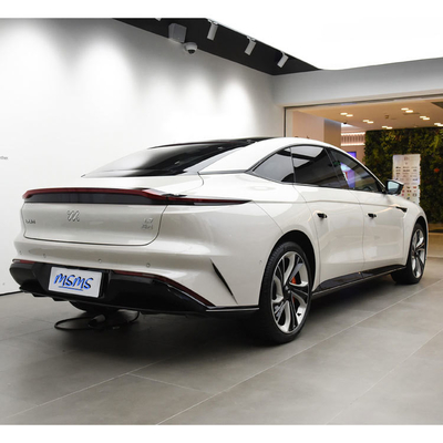 Zhiji IM L7 5 asientos coche eléctrico con un rango de 708Km batería de litio hierro fosfato hecho